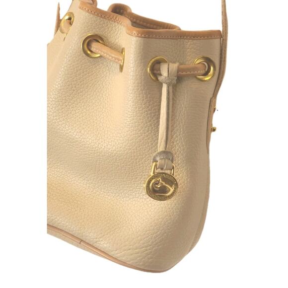 Dooney & Bourke Adjustable Mini Crossbody Bucket Bag Cream Pebbled Leather USA - Picture 3 of 16